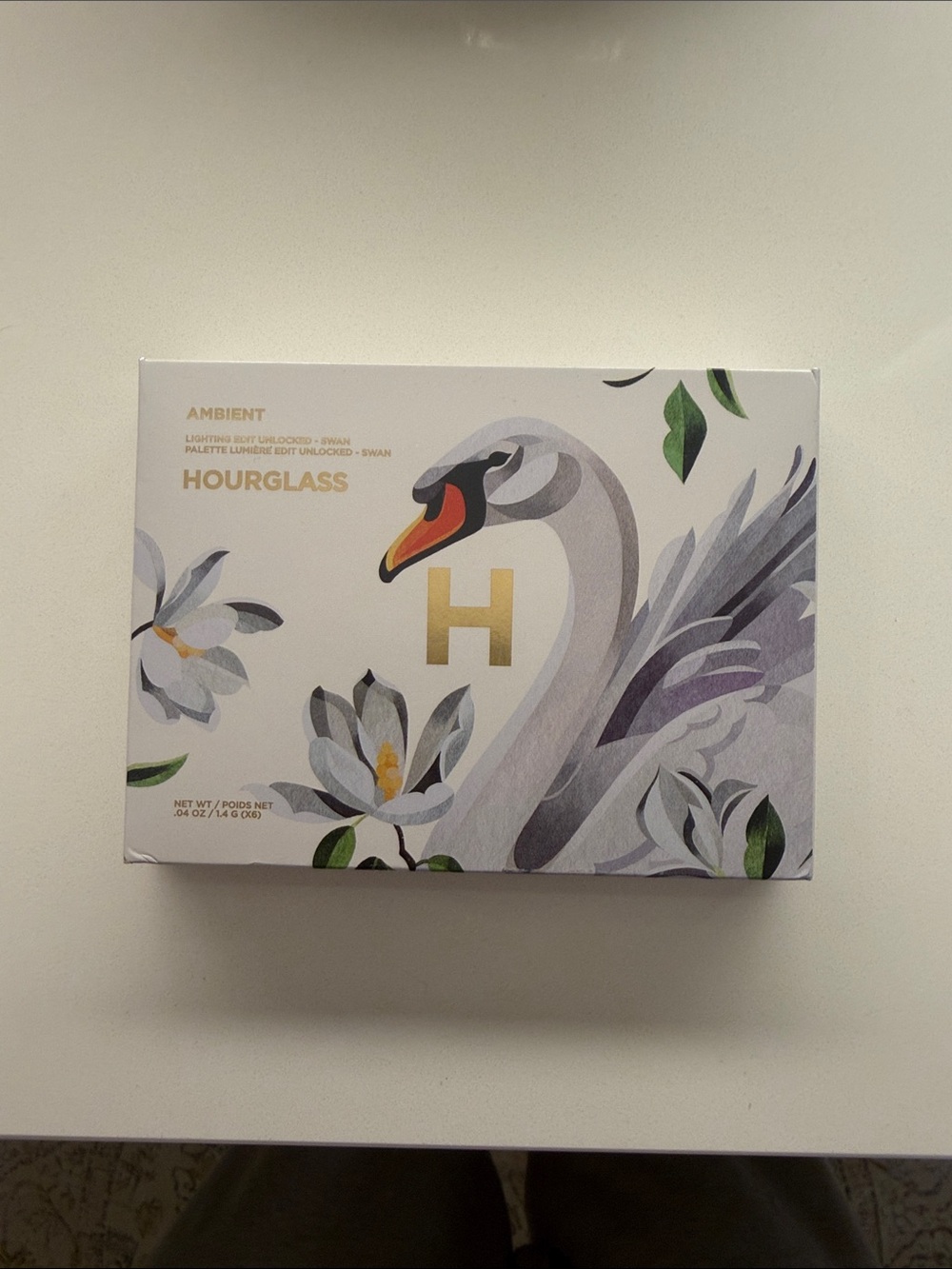 Hourglass Swan Compact with Gold H Accent - White, Gray, Green